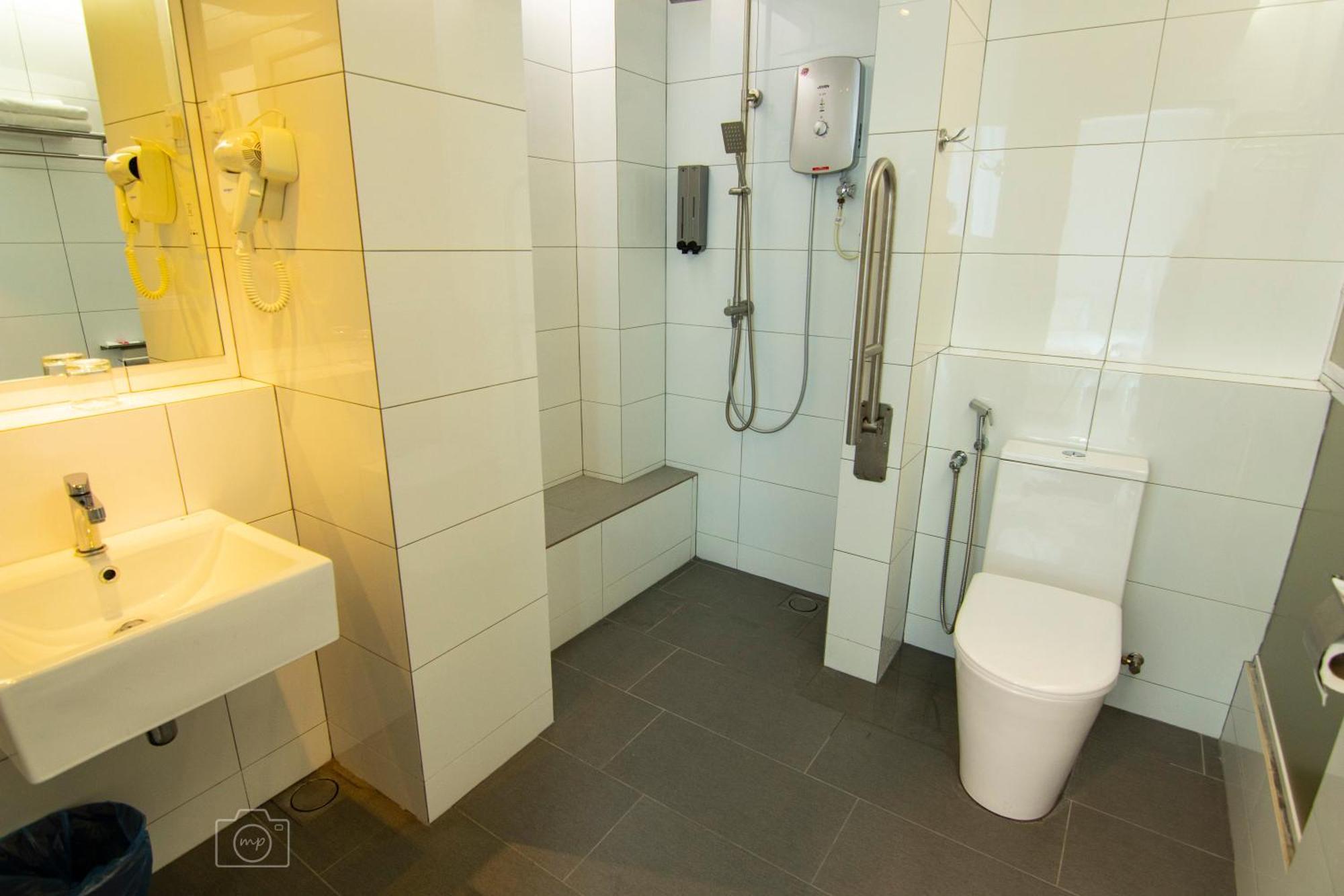 Legacy Hotel Ipoh Extérieur photo